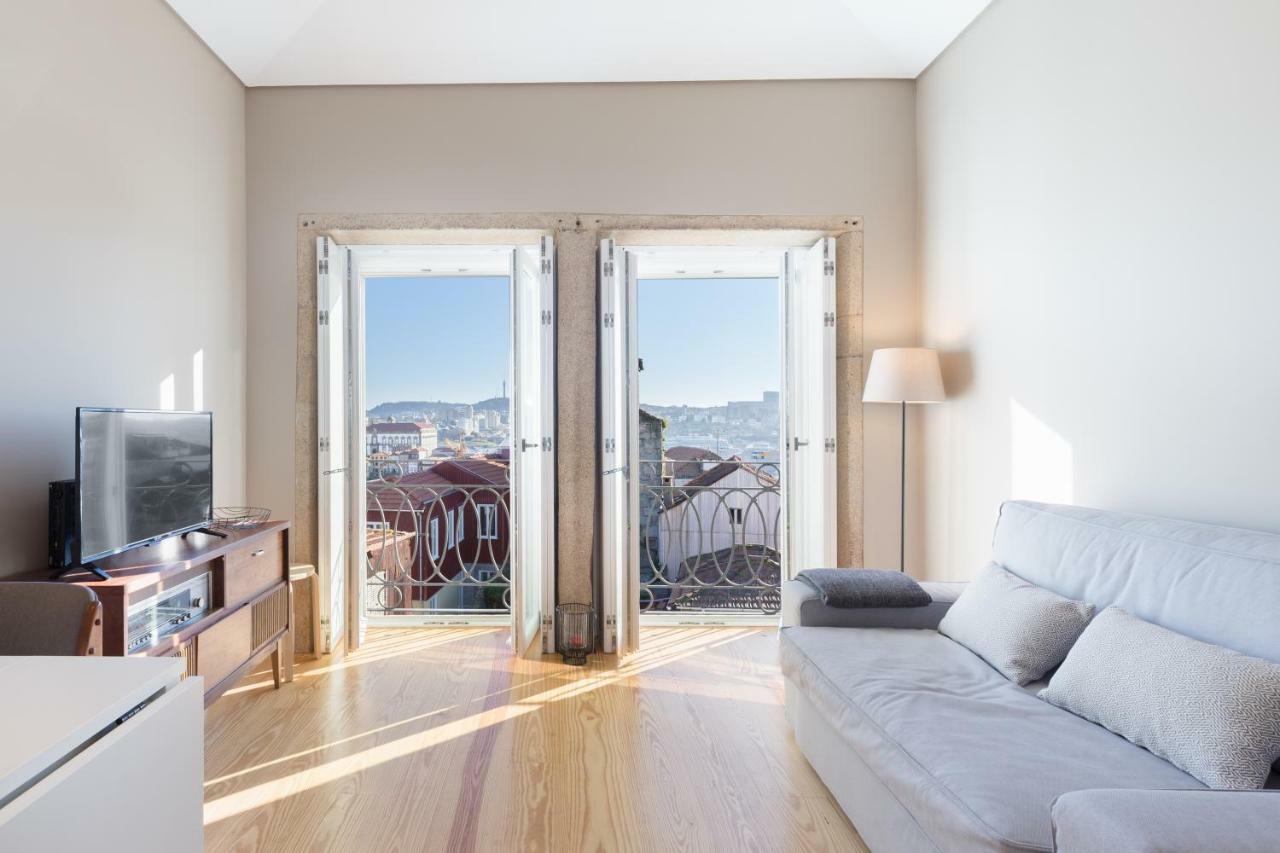 Porto And Clerigos Views By Porto City Hosts Bagian luar foto